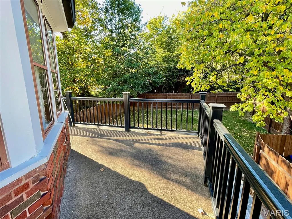 Private elevated deck